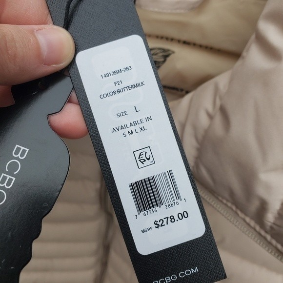 NWT BCBGMAXAZRIA Buttermilk Women's Large Puffer Coat - Picture 14 of 15